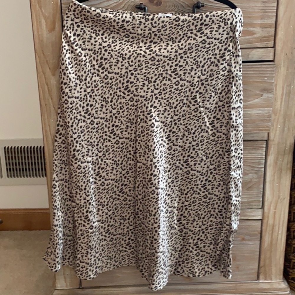 Princess Polly Leopard midi skirt